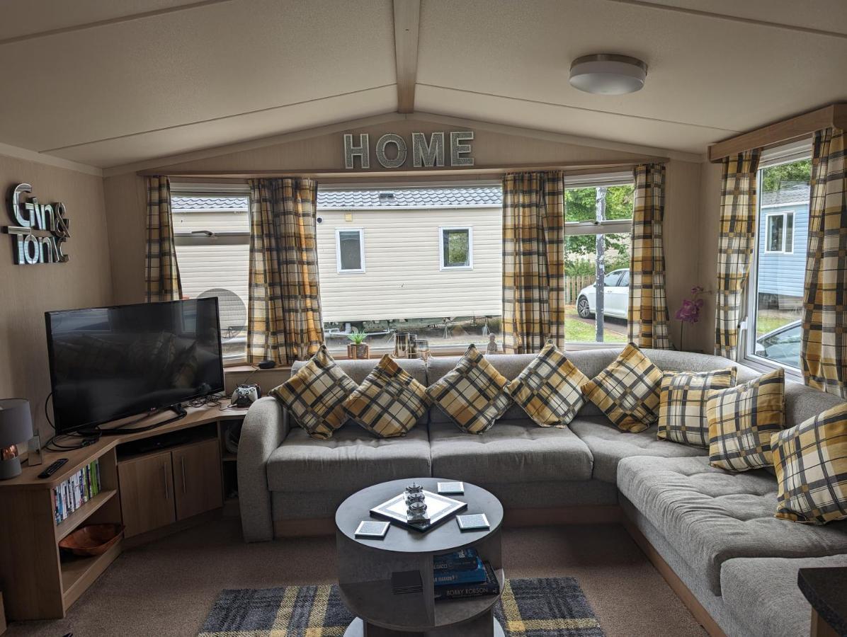 Haggerston Castle 3 Bedroom Deluxe Holiday Home Cheswick  Exterior foto